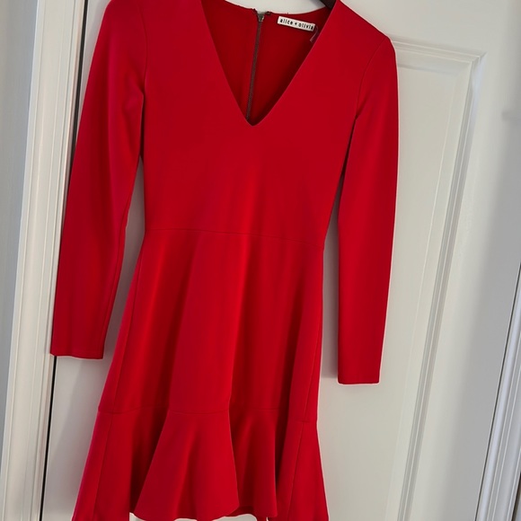 Alice + Olivia Dresses & Skirts - Alice + Olivia - v neck fit and flare red cocktail dress - size 0